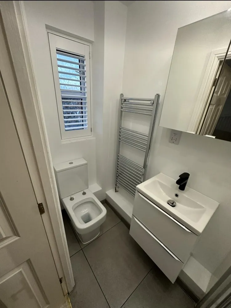 En-suite shower room refit after