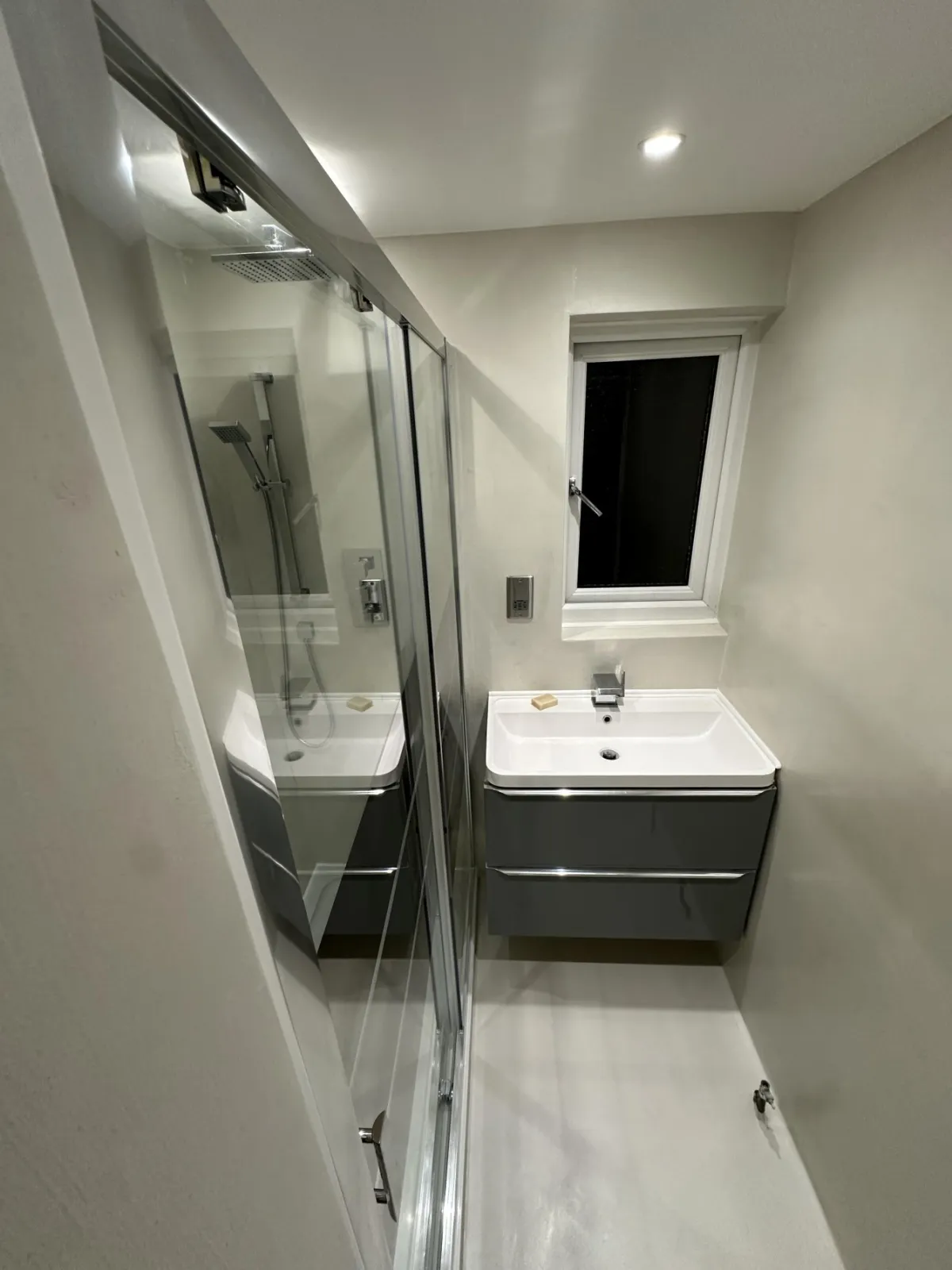 Modern shower room